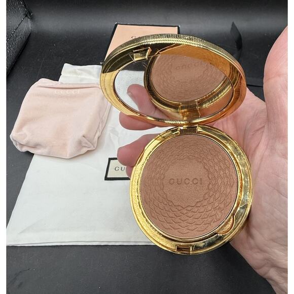 Gucci Poudre De Beauté Éclat Soleil Bronzing Powder Bronzer Colour #2 *READ!! - Picture 12 of 15